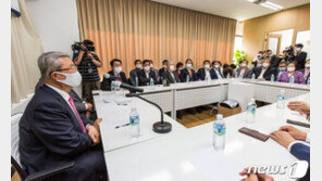 기지개 켜는 야권 잠룡들…총선 참패 후 침묵 깨고 존재감 드러낼까