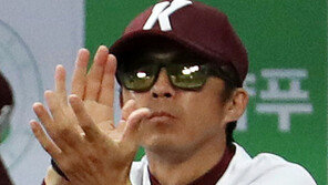 PS 앞두고 물러난 감독, 고생했다며 내년 연봉도 준다는 키움