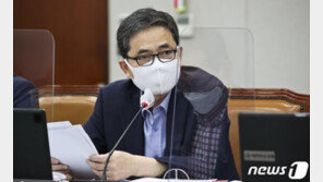 곽상도, 문준용 향해 “대통령 임기 끝나면 ‘아빠찬스’ 끝”