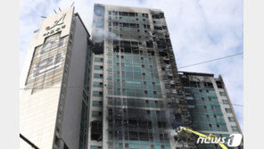 울산 주상복합 화재, 13시간 만에 초진 완료…91명 병원 이송