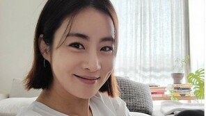 강소라, 결혼 후 더욱 물오른 미모 “한글날, 단발 변신”