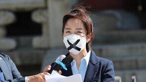 전광훈 옥중서신 “우리가 나훈아만도 못해서 되겠나”