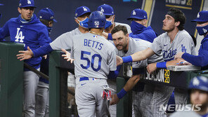 다저스, 샌디에이고에 3연승…챔피언십시리즈 진출