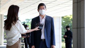 ‘10억대 재산 축소신고’ 김홍걸 의원 檢출석 “성실히 소명하겠다”