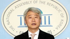 김근식 “김정은 열병식 눈물의 의미는 고도의 장치”