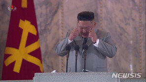“고맙습니다” 17번 표현하고 눈물까지…김정은 연설 의미는?