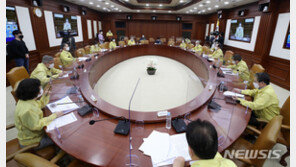 거리두기 1단계 하향 배경은…일평균 신규 확진자 91명→59명