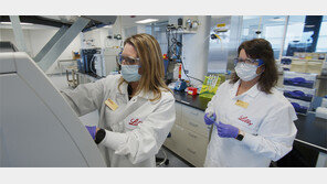 트럼프가 맞았다는 항체치료제 효과는?