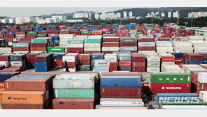 10월1∼10일 수출 전년비 28.8% ↓…조업일 이틀 감소 영향