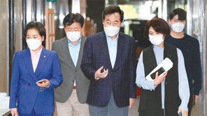 與최고위 워크숍 “외부인사 참여 혁신위 필요” 