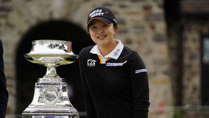 김세영, KPMG 위민스 PGA 챔피언십 우승…메이저 첫 정상