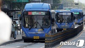 ‘거리두기 1단계’ 서울, 유흥시설 ‘휴식시간제’…100인 이상 집회금지