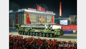 日, 신형 ICBM 공개한 북한에 “경계감시 전력 다한다”