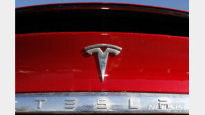 테슬라, 20일 오토파일럿 완전 자율주행 버전 출시