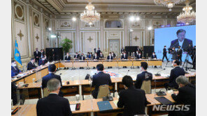 홍남기 “뉴딜 지역사업에 75조 투입”…지역 인센티브 강화