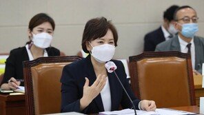 백색입자 독감백신 상한밥에 비유한 강기윤…식약처장 “적절한 비유 아냐”