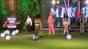 “온라인으로 패션쇼 보고 쇼핑도 하세요”