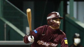 키움 이정후, 시즌 47호 2루타 달성…한 시즌 최다 타이 기록