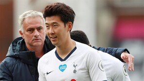 “모리뉴 감독은 우승 안겨줄거라 믿는다”