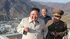 北, 김정은 軍직함 ‘무력 총사령관’ 격상