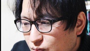 극단선택 암시 박진성 시인 ‘신변이상’ 혼선…가족 “연락 안돼, 제발”