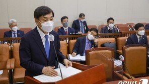 이주열 “재정 건전성 우려…위기 회복되면 엄격한 재정준칙 필요”