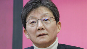 유승민 “文, 전공노 눈치 그만 보고 연금개혁에 동참하라”