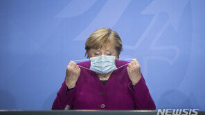 유럽 코로나19, 3월보다 심각…메르켈 “크리스마스도 불확실”