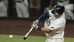 최지만, 추신수도 못가본 WS무대 밟는다…PS 맹활약