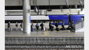 추석 귀성·귀경 8건 44명 확진…정은경 “대규모 유행 막았다”