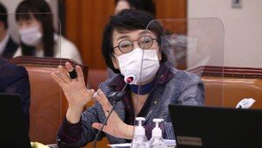 김진애의 헛다리…술 접대 지목된 윤갑근 “김봉현 누구?”