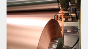 머리카락보다 30배 가는 동박 제조 성공…국내 최고기록 인증