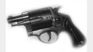 은마아파트 지하서 가스총 40자루 발견…경찰, 경위 조사