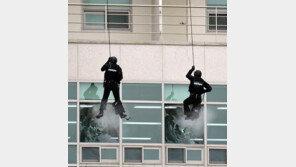 경찰특공대 ‘테러 진압’ 시연