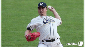 ‘불펜 난조+수비 실책’에 고개 떨군 유희관…날아간 8년 연속 10승