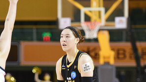 ‘박지수 32점 17리바운드’ KB국민은행, 2연승