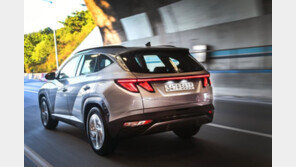 ‘잘생김’ 장착한 투싼…하이브리드로 실속까지 챙겼다