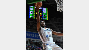 전자랜드 해결사 탐스, 1.5초 전 결승골