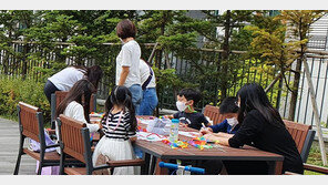 학부모 38명이 자녀 60명 ‘육아 품앗이’… “아이들 사회성 키우고 코로나 우울증 씻어”