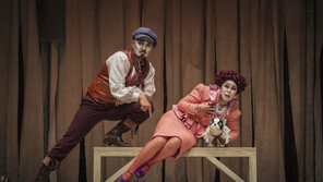 간밤 ‘미래유산’ 명동예술극장 화재…연극 ‘스카팽’ 조기종연