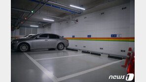 여전한 특권의식?…차량번호 붙여진 광주시의원 지정주차석