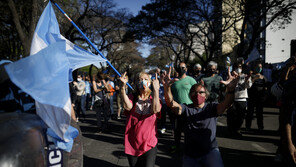 아르헨대통령 “3월까지 코로나19 백신 보급 자신”