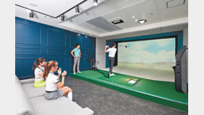 그린 경도 고르고 벙커샷도 연출… ‘2021년형 투비전 플러스’ 선보여