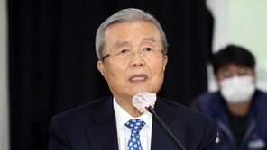 김종인 “文대통령, 전셋값 안정 자신…뭘 근거로? 납득안된다”