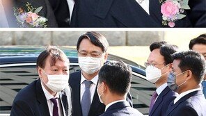 추미애, 비판 평검사 공격… 검사 수십명 “나도 커밍아웃” 항의