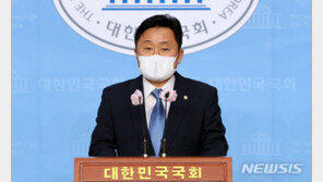 與 “서울·부산시장 후보자 엄격 검증…검증위 조기 설치”