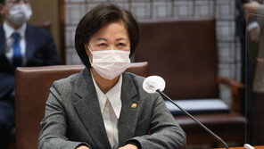 秋에 등돌린 형사부 검사들…“우릴 중시한다며 우릴 몰라”