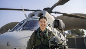 해병대 71년만에 첫 여군 헬기 조종사 탄생
