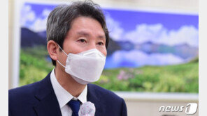 이인영 “탈북민 정착 핵심은 ‘일자리’…취업장려금 추가 지원”