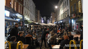 코로나 사망 막으려는 봉쇄조치, 극단선택·자해 등 증가시켜